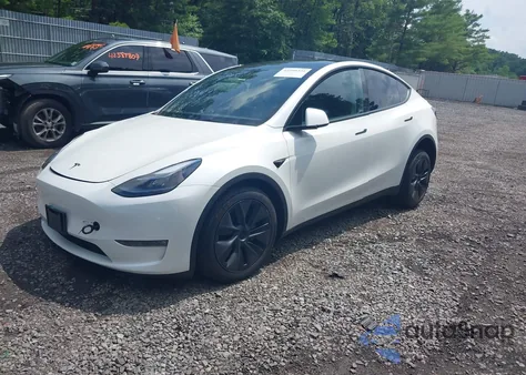 2025 Tesla Model Y Long Range Dual Motor All-Wheel Drive from USA, damaged, VIN 7SAYGDEE6SF293100